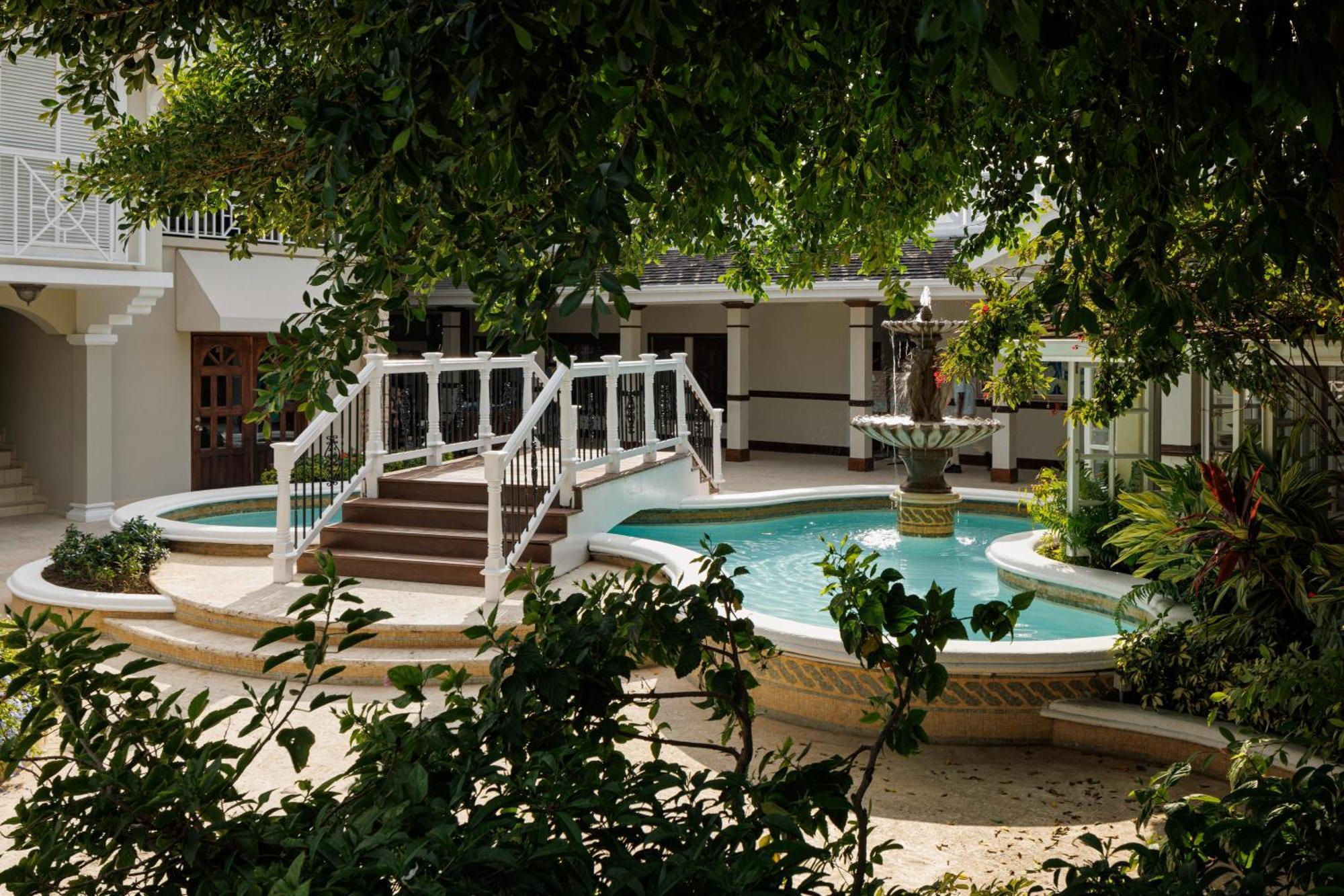 Sandals Royal Caribbean All Inclusive Resort & Private Island - Couples Only Μοντέγκο Μπέυ Εξωτερικό φωτογραφία